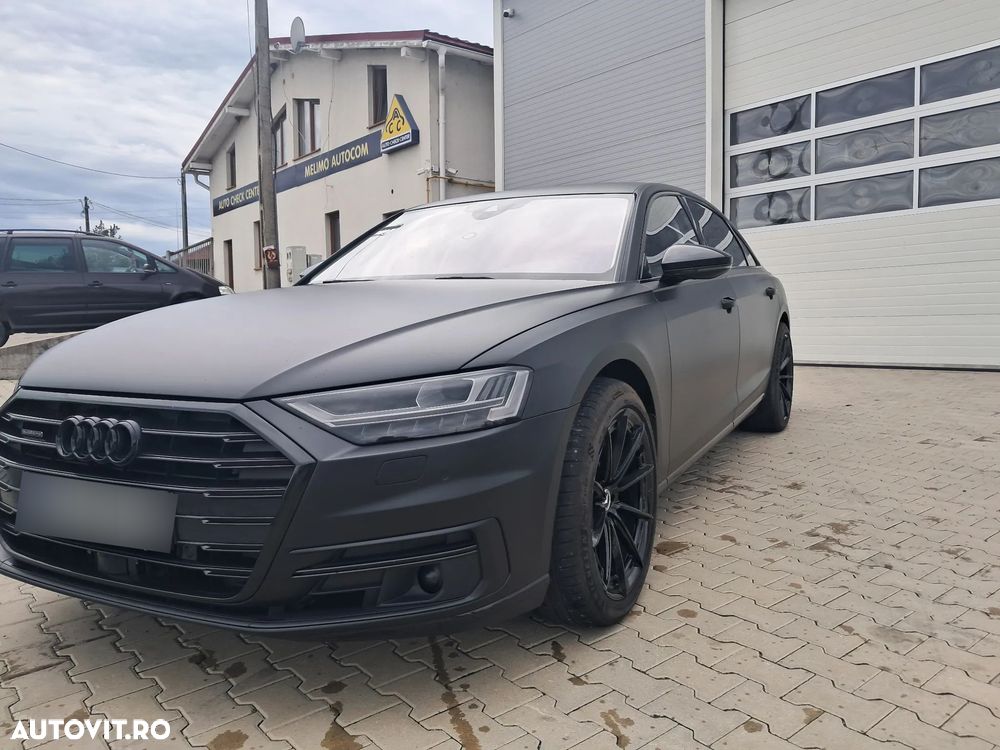 Audi A8 - 3