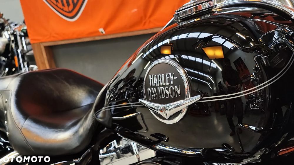 Harley-Davidson Touring Road King - 28