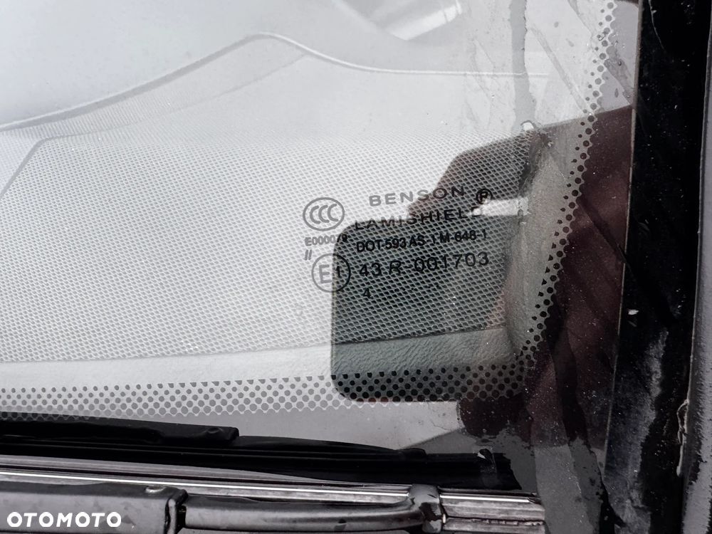 Mercedes-Benz W124 (1984-1993) - 30