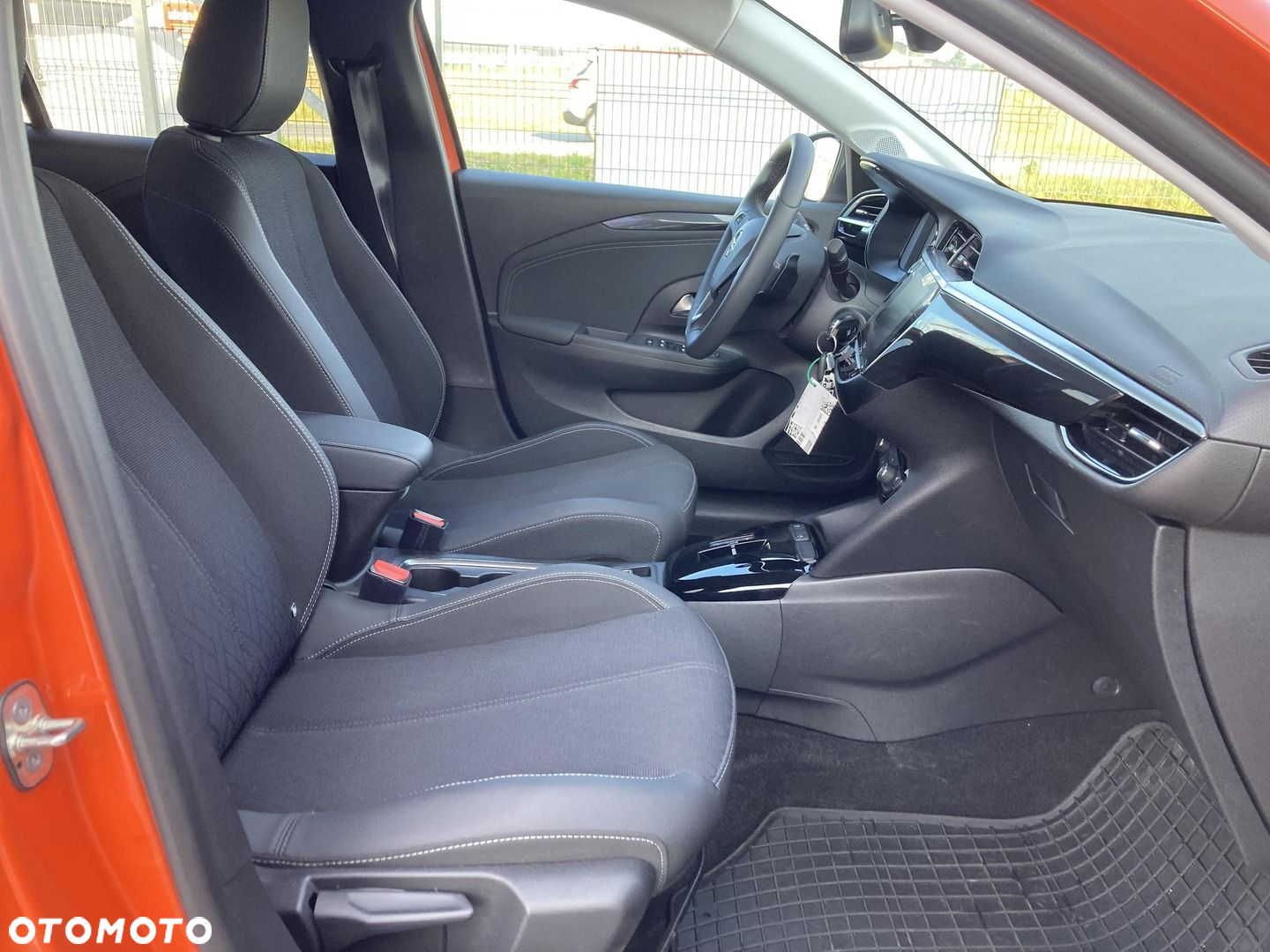 Opel Corsa 1.2 S&S - 10