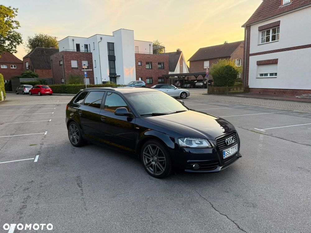 Audi A3 Sportback 2.0 TFSI S line Sportpaket - 1
