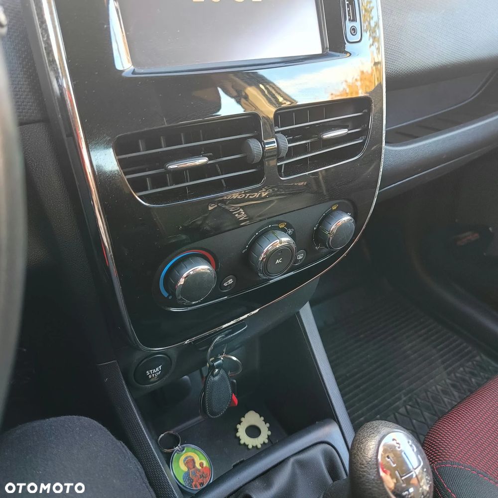 Renault Clio 2013 photo 5