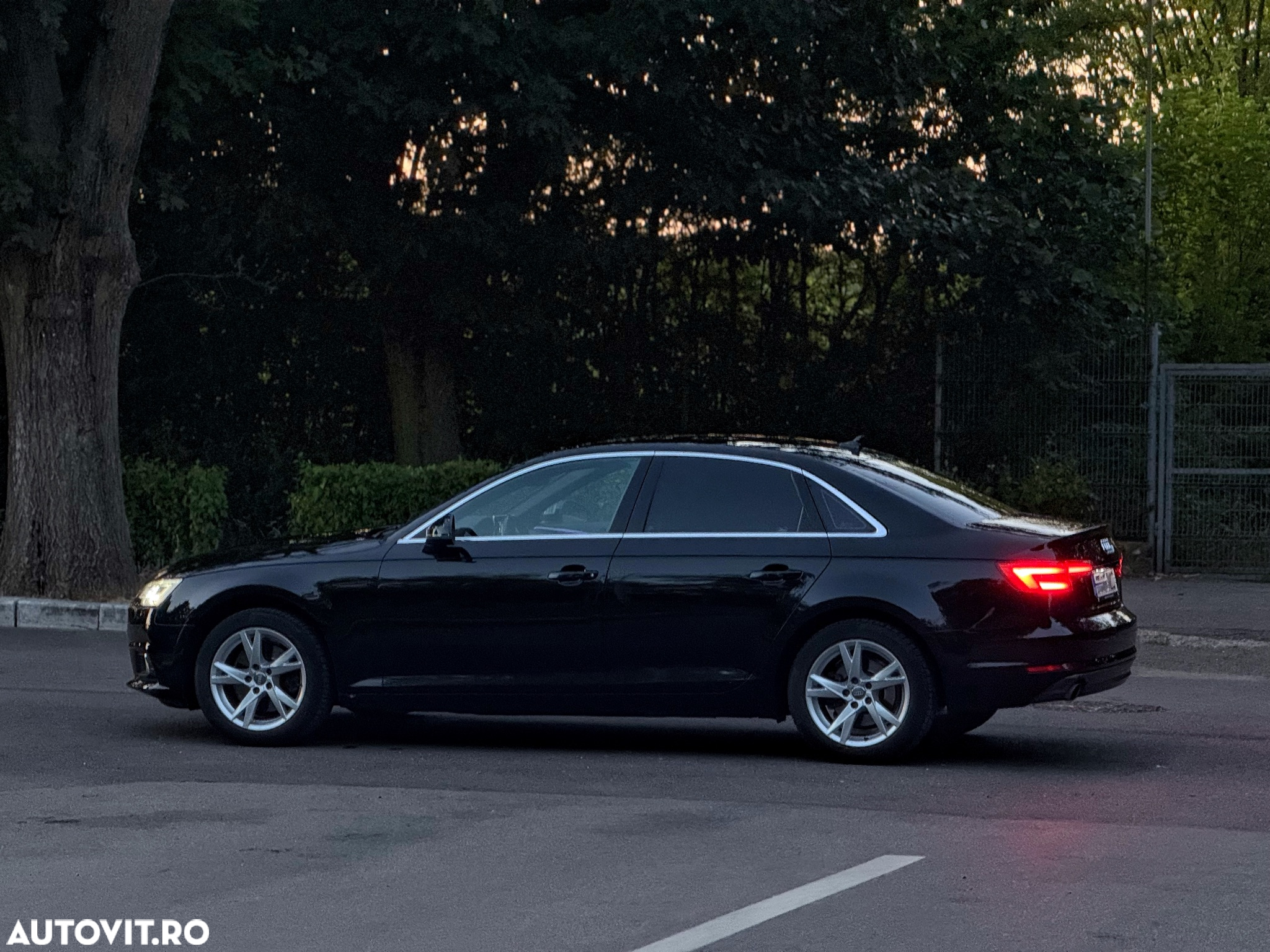 Audi A4 1.4 TFSI S tronic Sport - 3