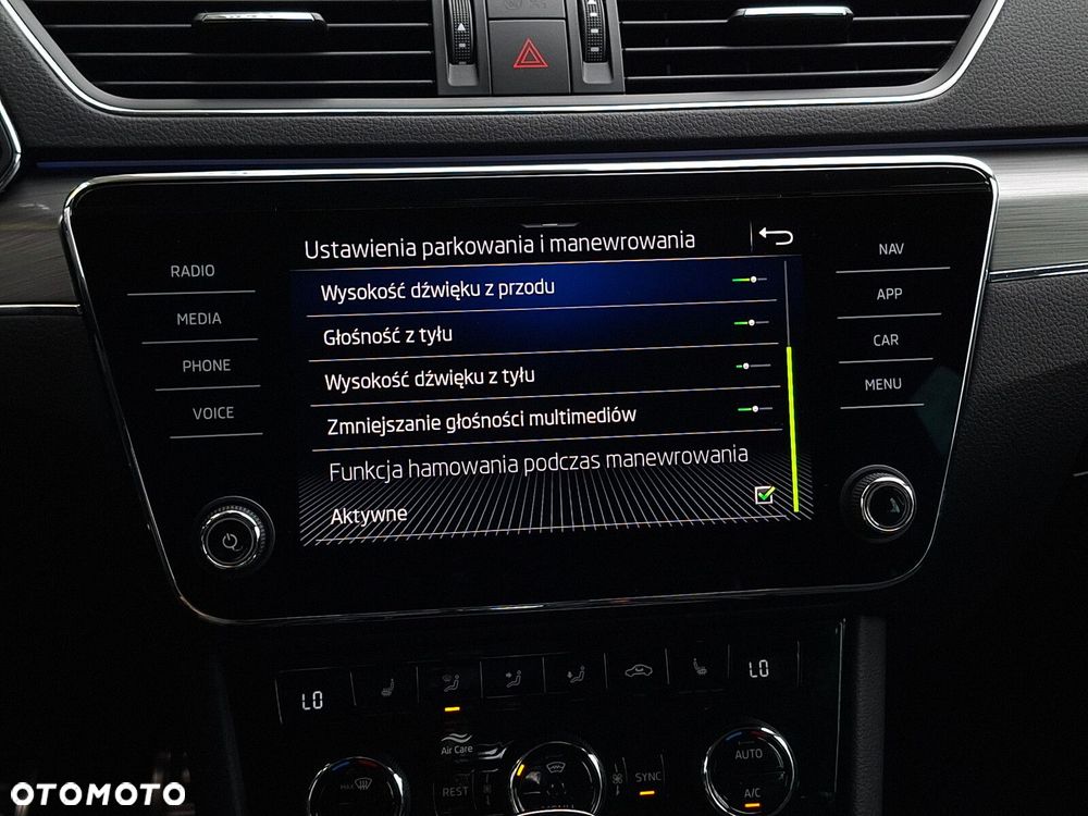Skoda Superb 2.0 TDI SCR 4x4 Scout DSG - 29