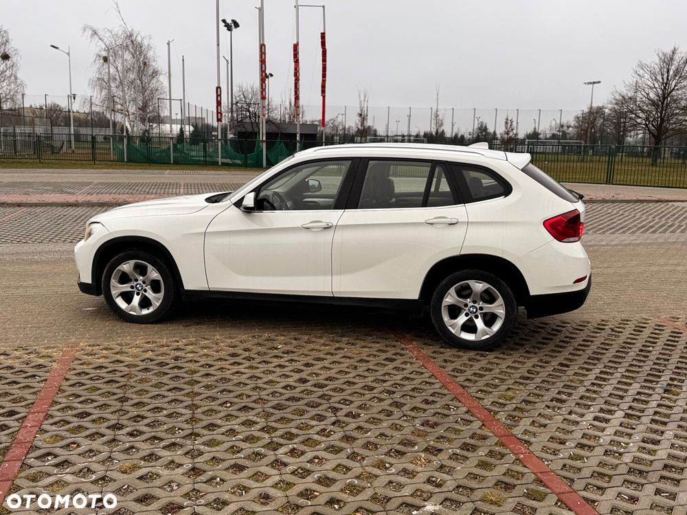 BMW X1 xDrive18d Sport Line - 11