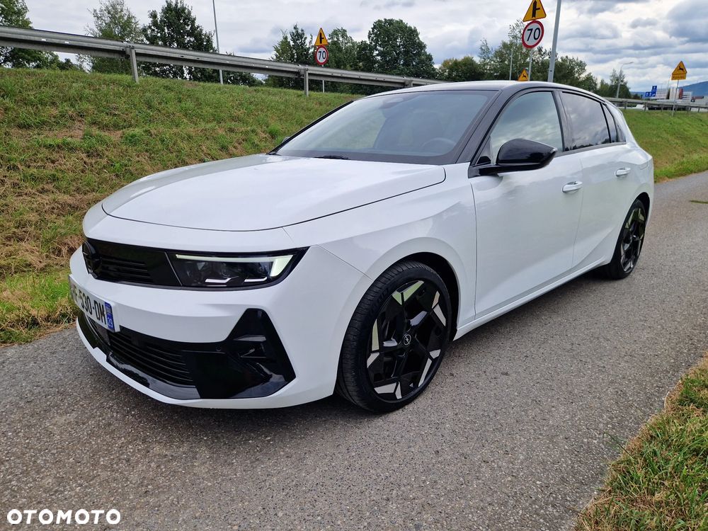 Opel Astra 1.6 T Plug-in Hybrid GSe - 1
