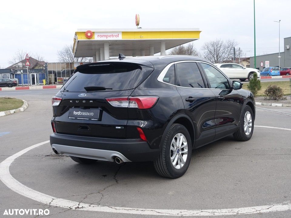 Ford Kuga - 5