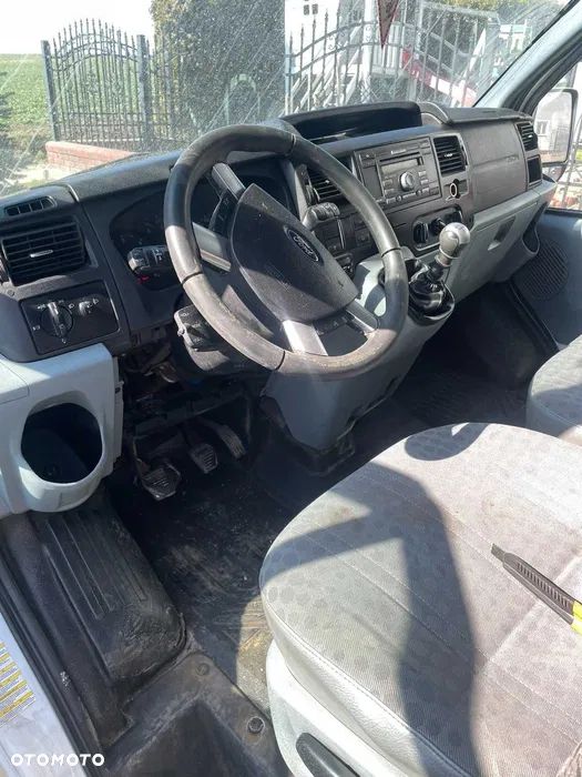 Ford Transit - 6