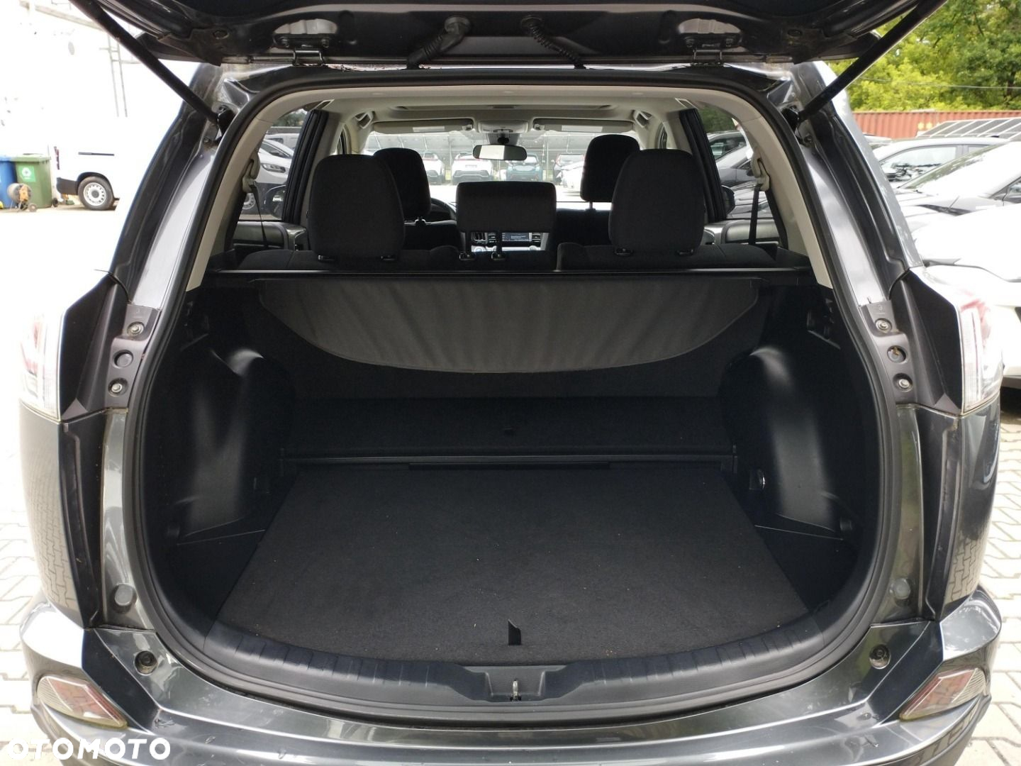 Toyota RAV4 - 23