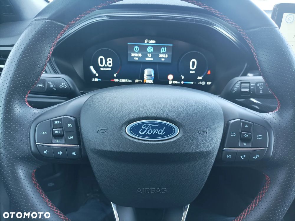 Ford Focus 1.0 EcoBoost mHEV ST-Line X - 20