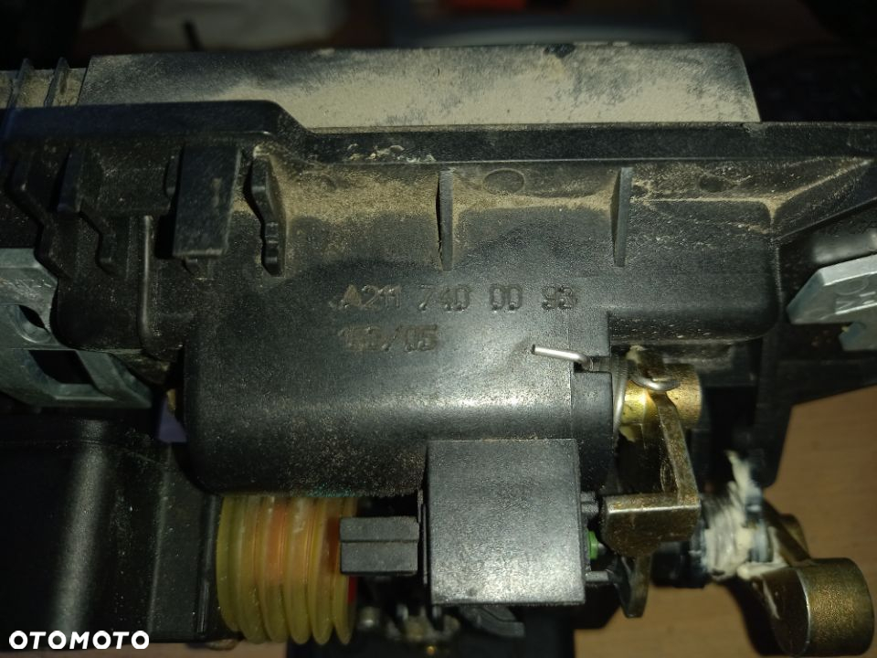 Zamek MERCEDES W211 A2117400093 - 3