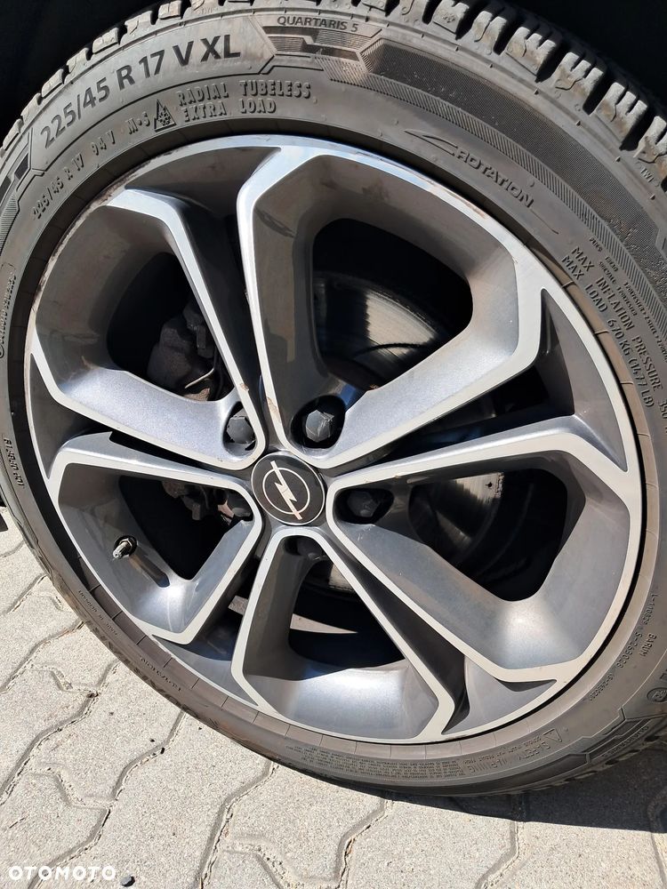Opel Vectra 1.9 CDTI Essentia - 2
