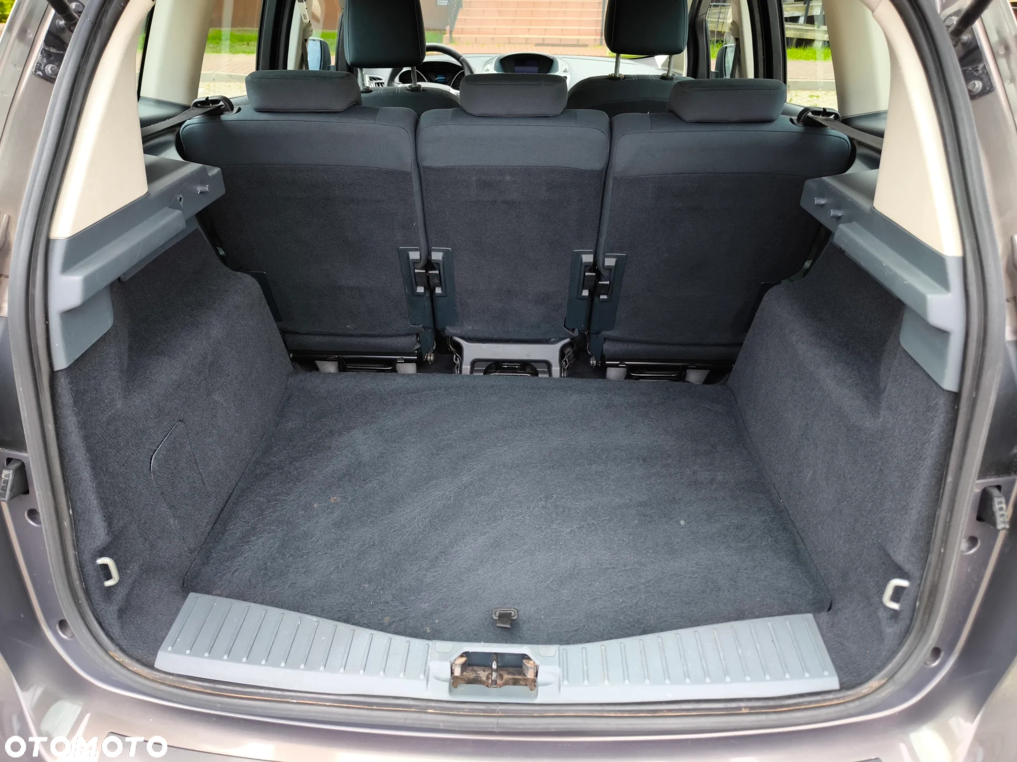 Ford C-MAX 1.6 TDCi Titanium - 13