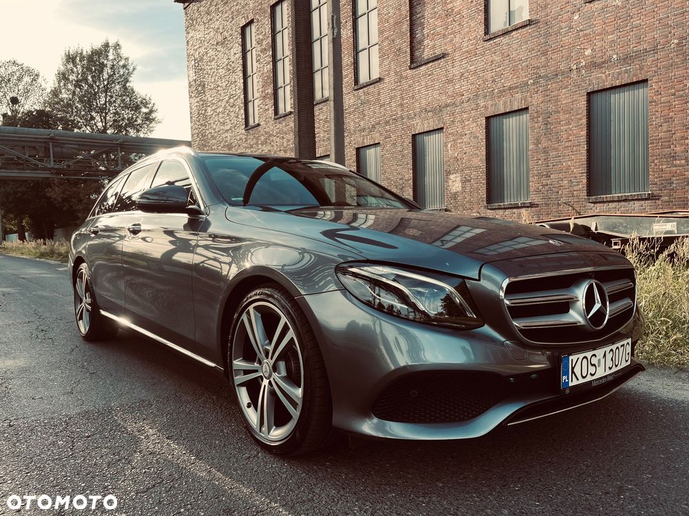 Mercedes-Benz Klasa E 220 d Business Edition 9G-TRONIC - 2