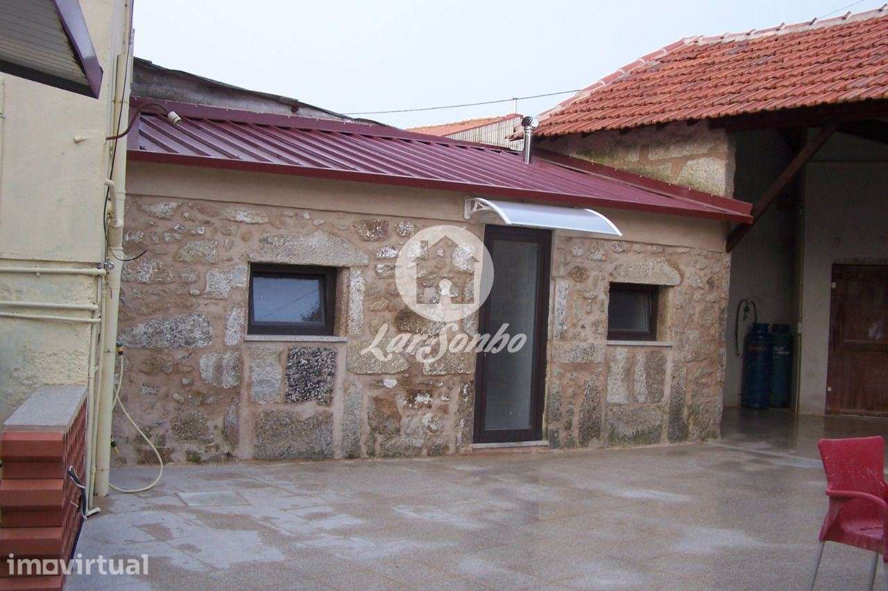 Moradia T6 com Licença de Alojamento Local e Restaurante em Touguin... - Grande imagem: 3/11