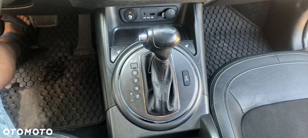 Kia Sportage 2,0 CRDI AWD Spirit - 9