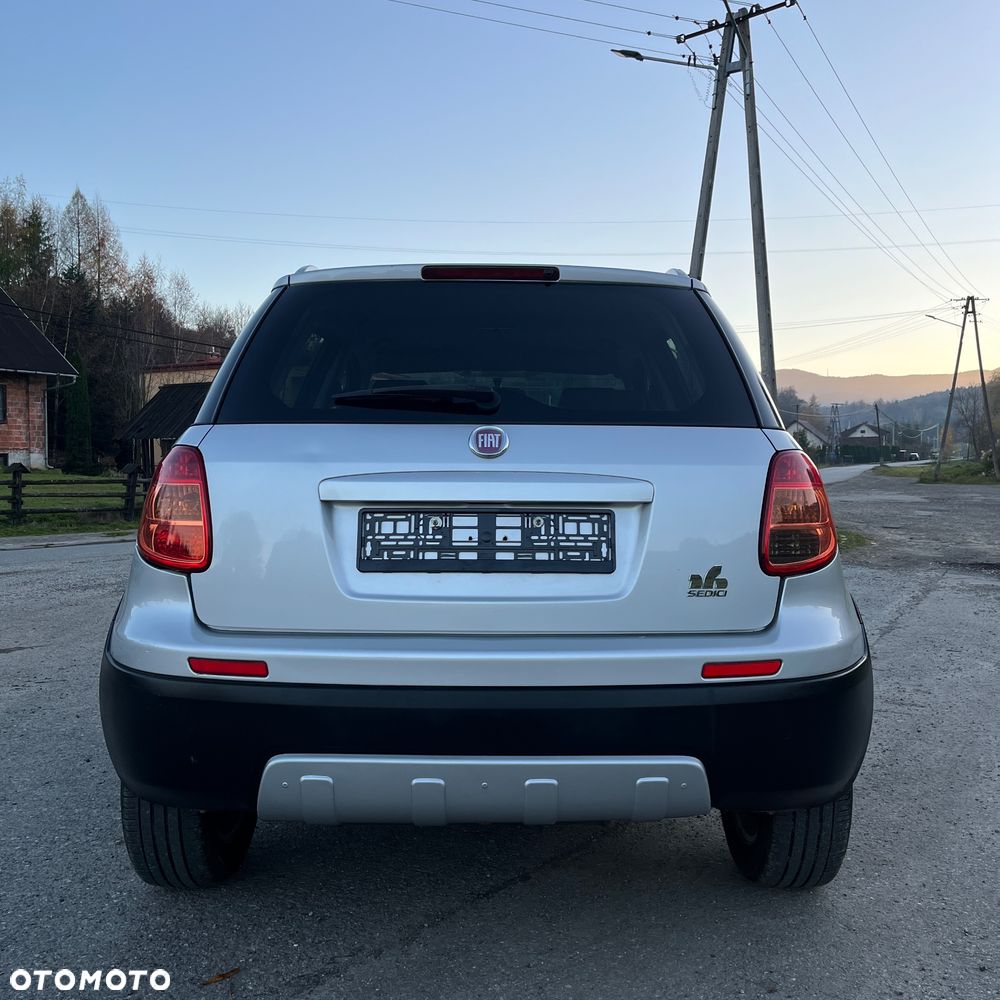 Fiat Sedici 1.6 16V 4x4 Luxury - 9