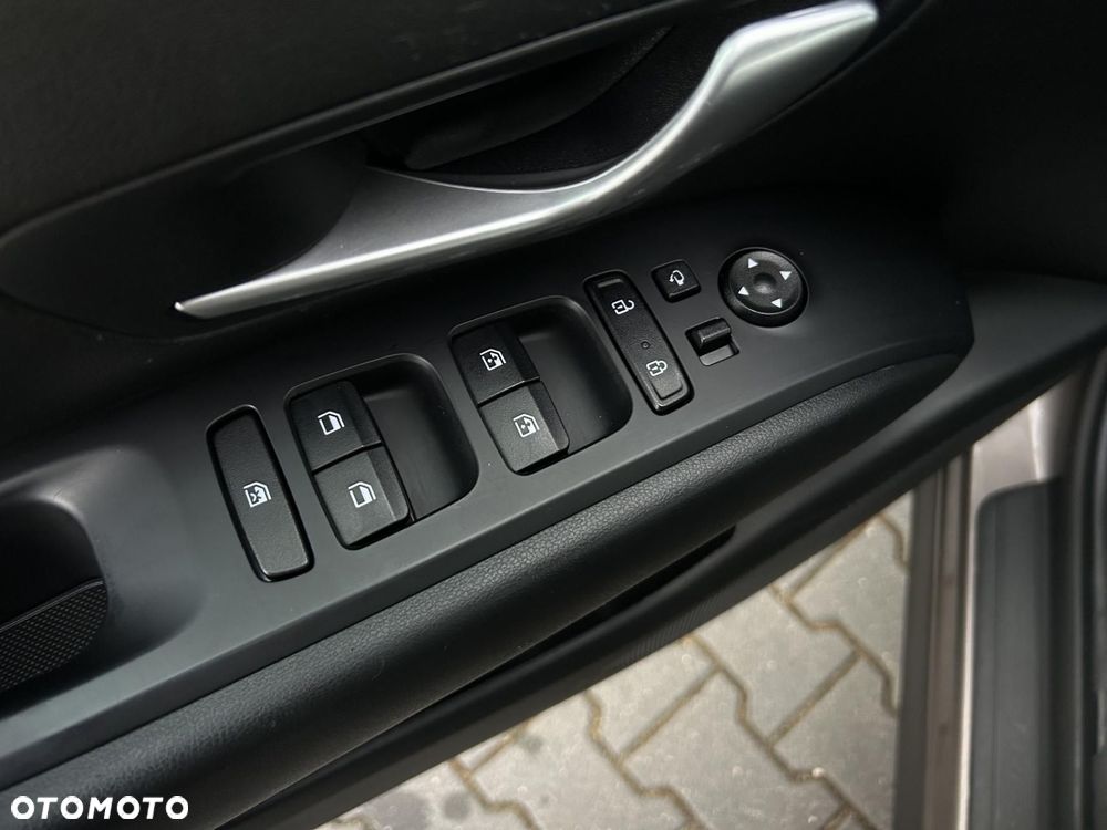Hyundai Tucson 1.6 T-GDi Smart 4WD DCT - 11