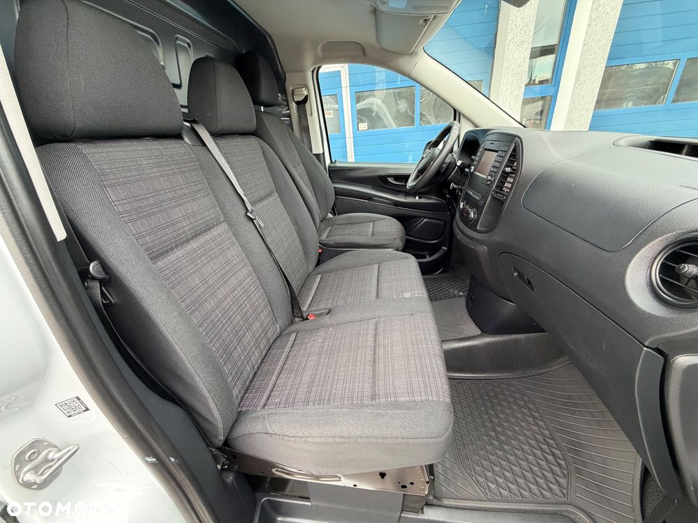 Mercedes-Benz Vito - 38