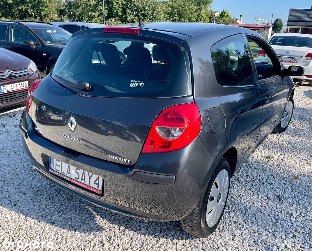 Renault Clio 1.2 16V Authentique - 7
