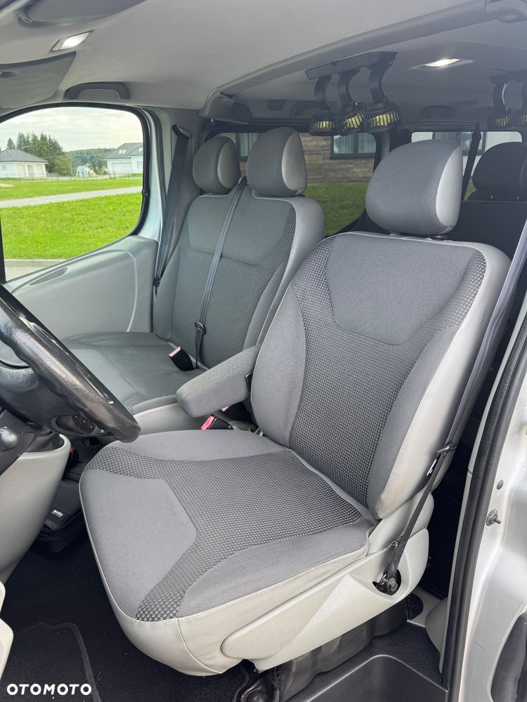 Opel Vivaro L2H1 2.9t - 7