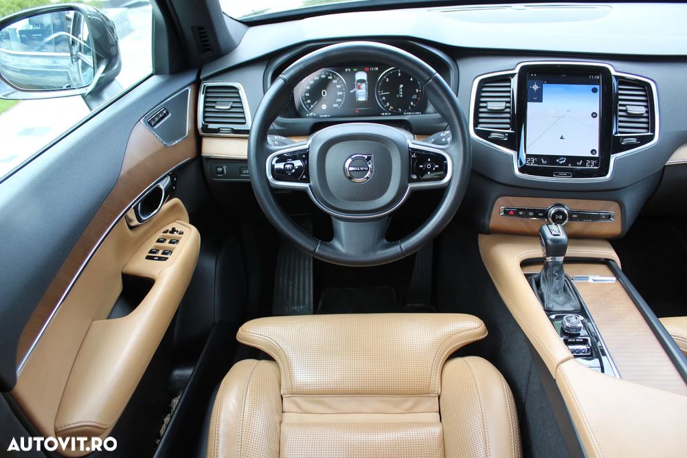 Volvo XC 90 D5 AWD Geartronic Inscription - 8