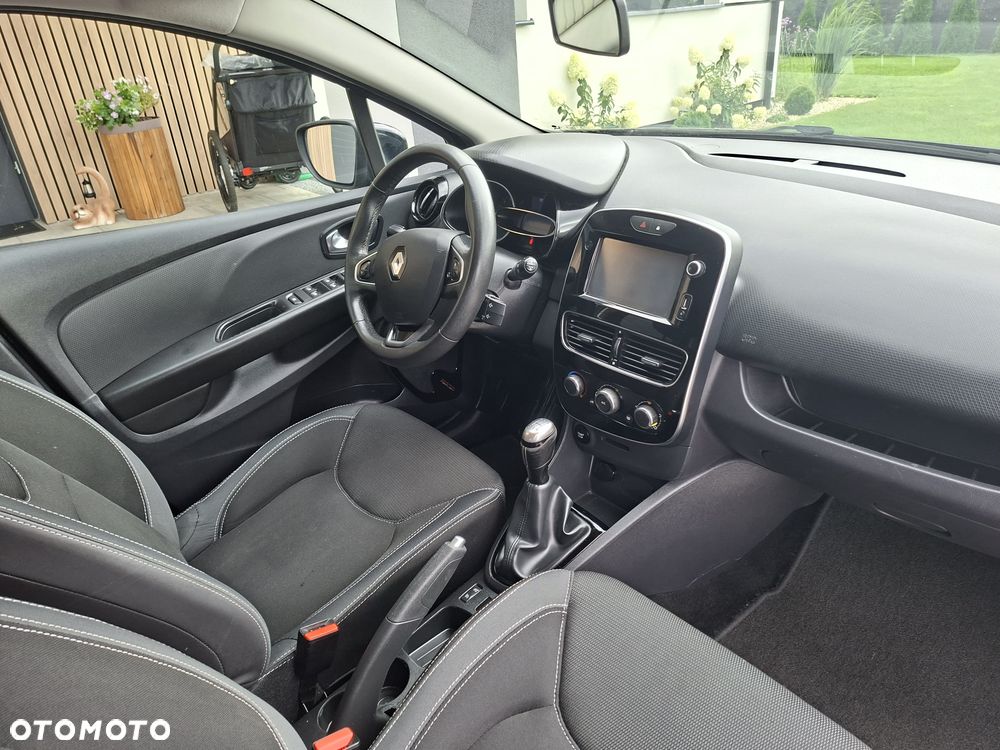 Renault Clio - 7