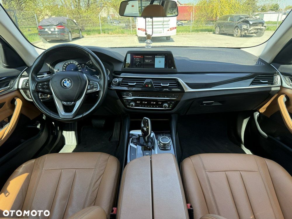 BMW Seria 5 520d M Sport Edition - 5
