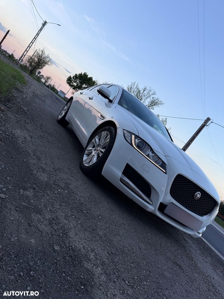 Jaguar XF - 2