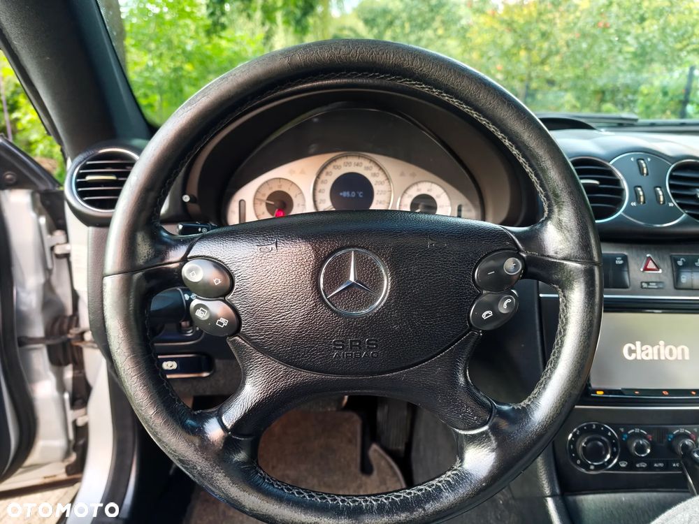 Mercedes-Benz CLK - 12