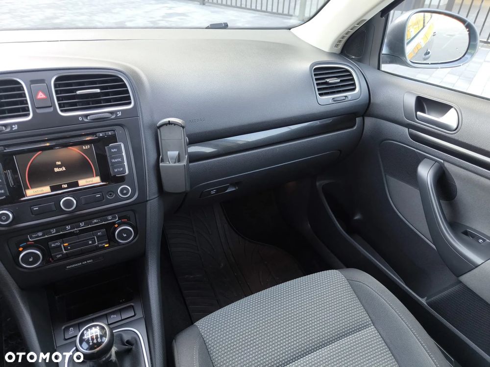 Volkswagen Golf - 17