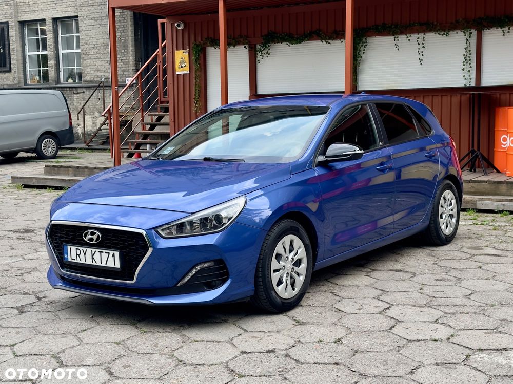 Hyundai i30 1.4 GO - 12