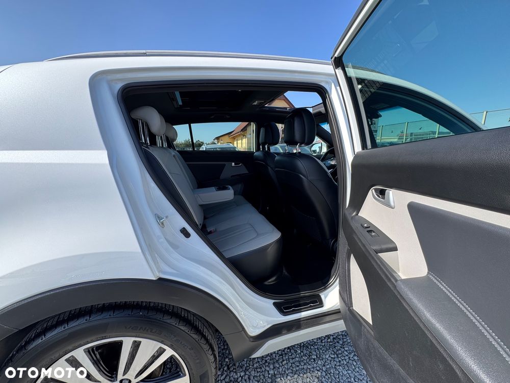 Kia Sportage 2.0 CRDI XL - 17