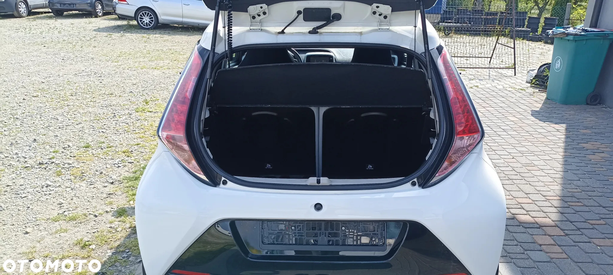 Toyota Aygo x-play touch - 12