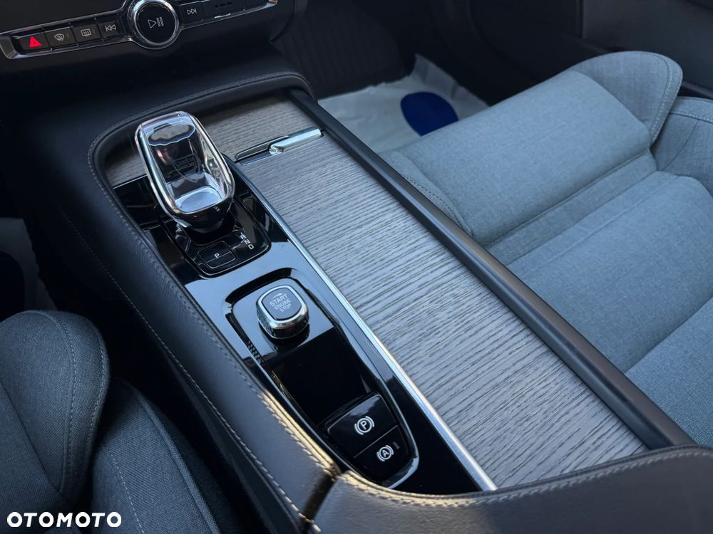 Volvo V90 B5 D AWD Inscription - 22