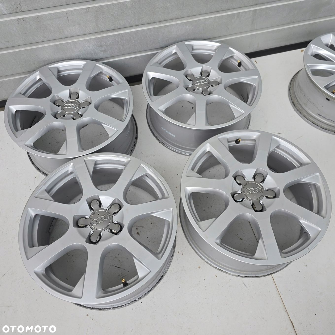 AUDI Q5 A4 B8 B9 A6 C6 A3 17" 5x112 7.0 ET37 4X - 2