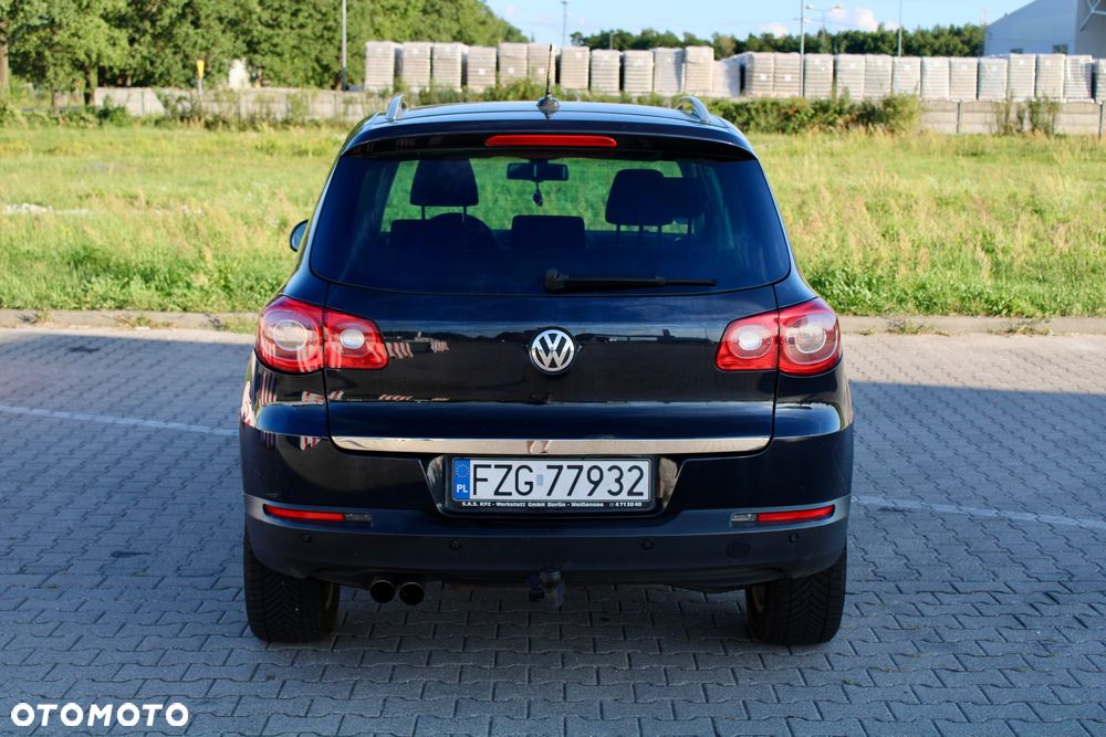 Volkswagen Tiguan - 14