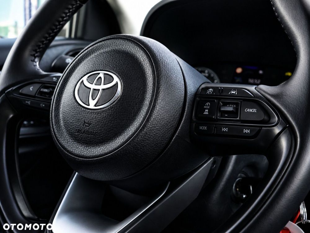 Toyota Yaris - 19