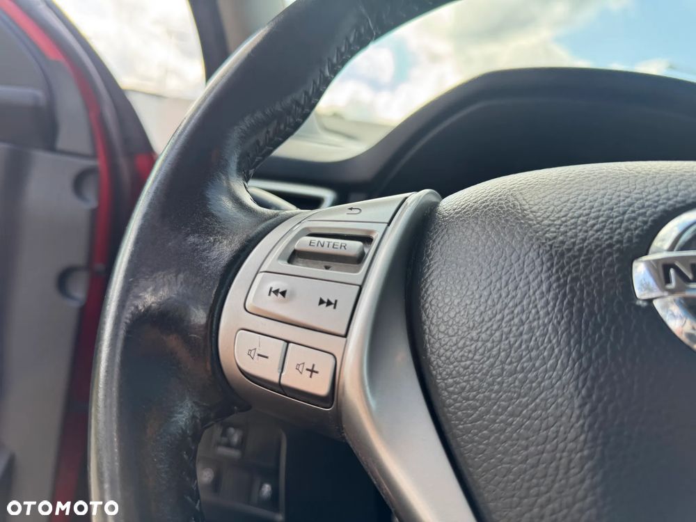 Nissan Qashqai 1.6 DCi N-Connecta EU6 - 19