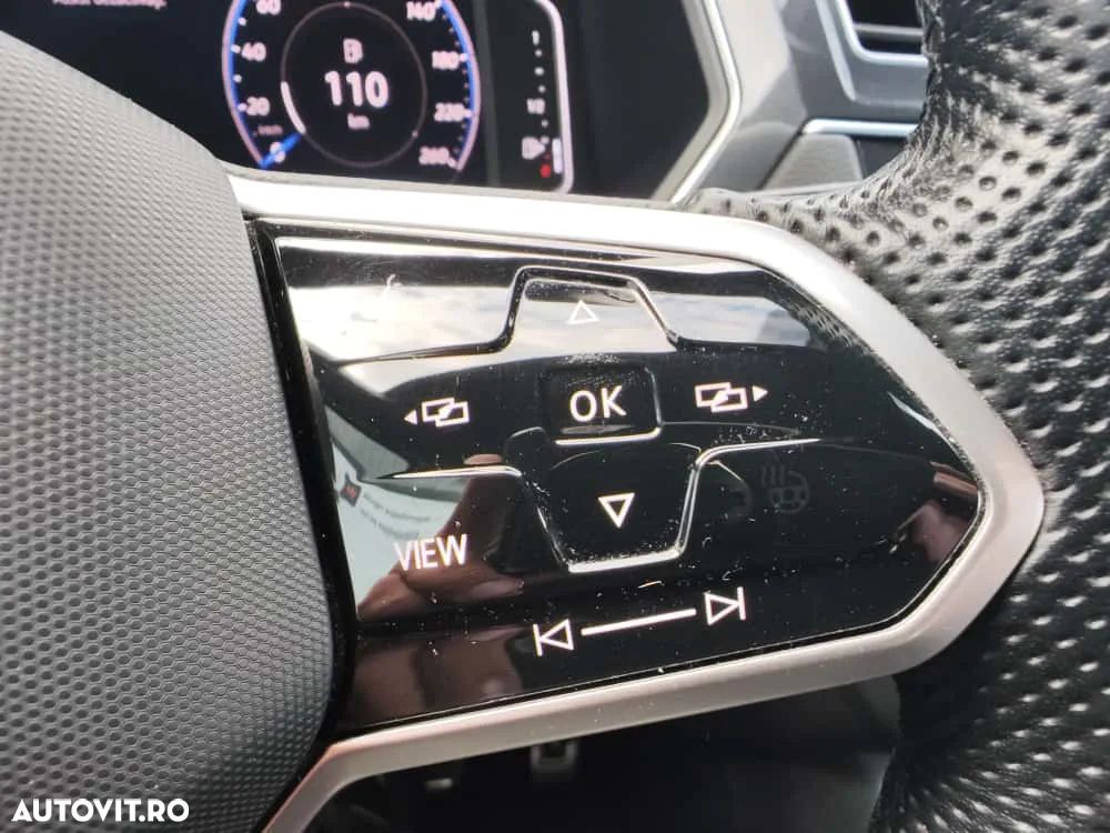 Volkswagen Tiguan 2.0 TDI SCR 4MOTION DSG R-Line - 25