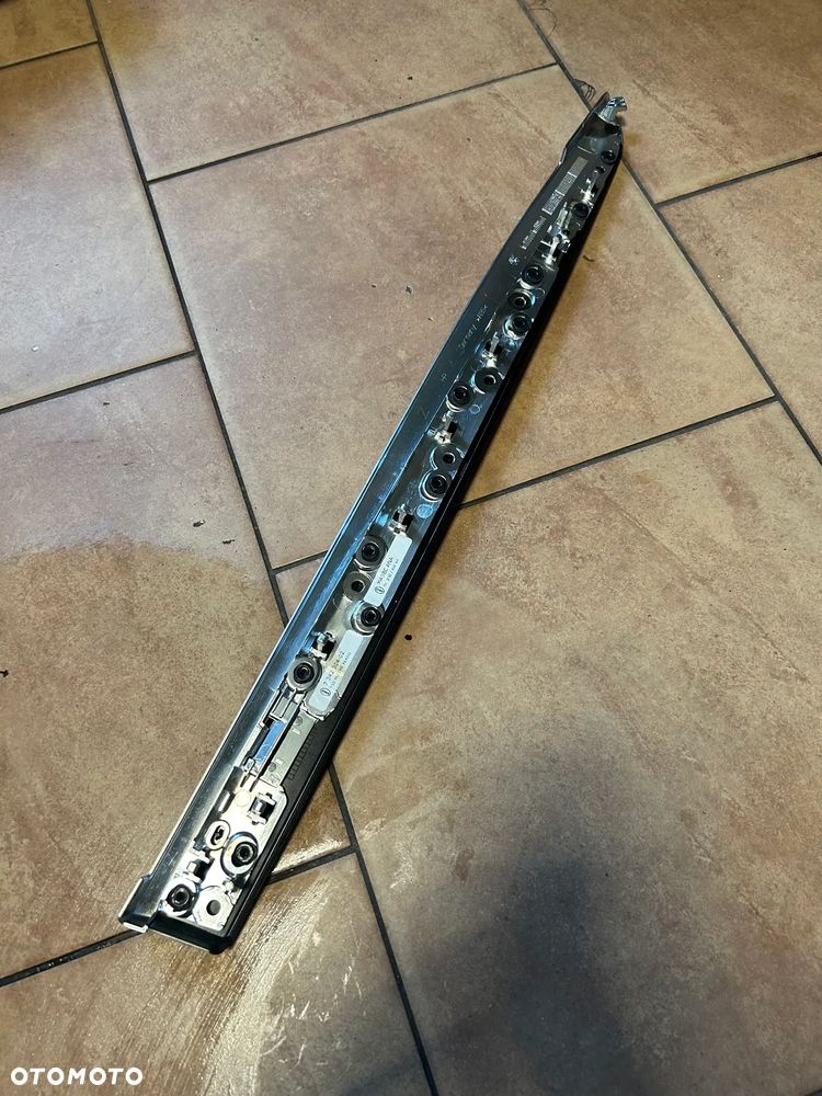 OSŁONA DRZWI TYLNA PRAWA BMW 5 F10 F11 7342304 - 2