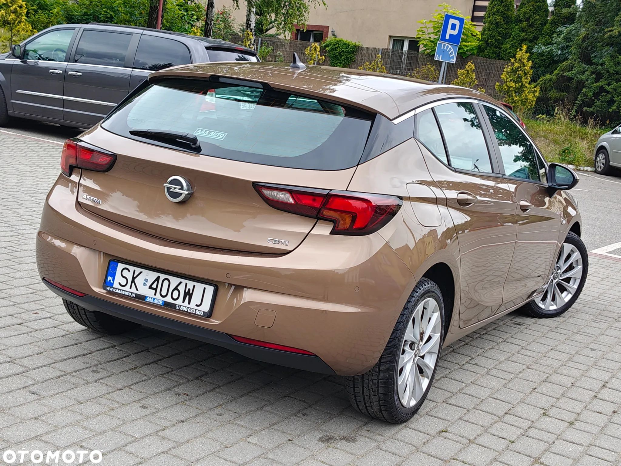 Opel Astra IV 1.6 CDTI Cosmo - 1
