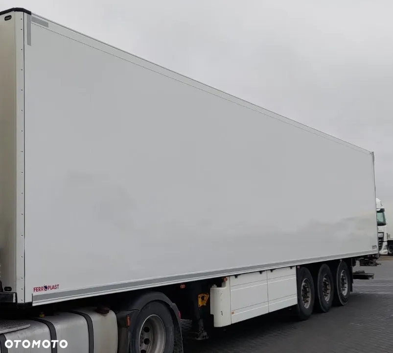 Schmitz Cargobull - 3