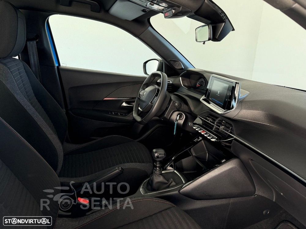 Peugeot 2008 1.2 PureTech Active Pack - 16