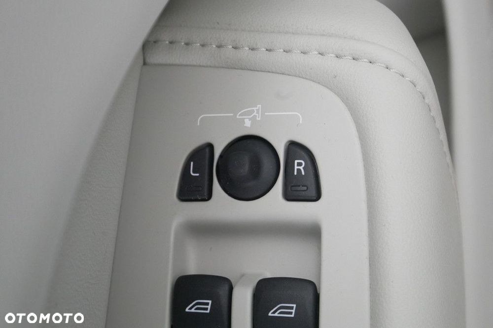 Volvo XC 60 - 34