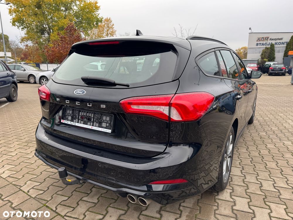 Ford Focus Turnier 1.5 EcoBlue Start-Stopp-System ST-LINE - 11
