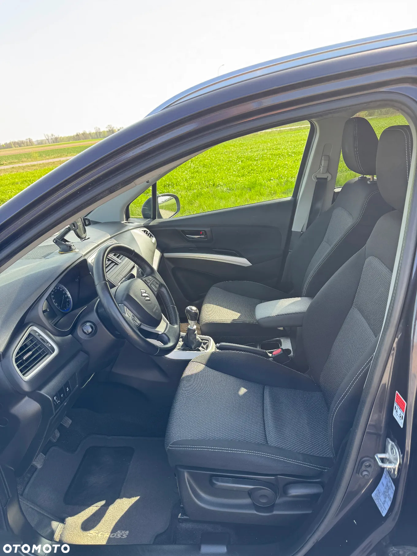 Suzuki SX4 S-Cross 1.6 DDiS Premium - 10