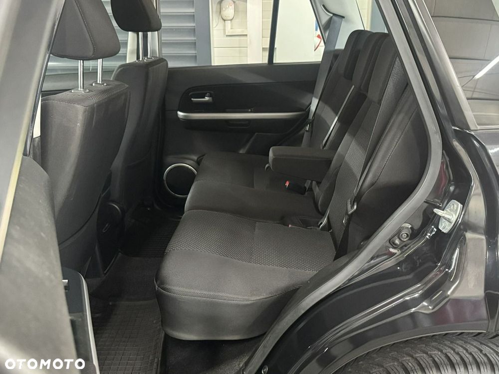 Suzuki Grand Vitara - 18