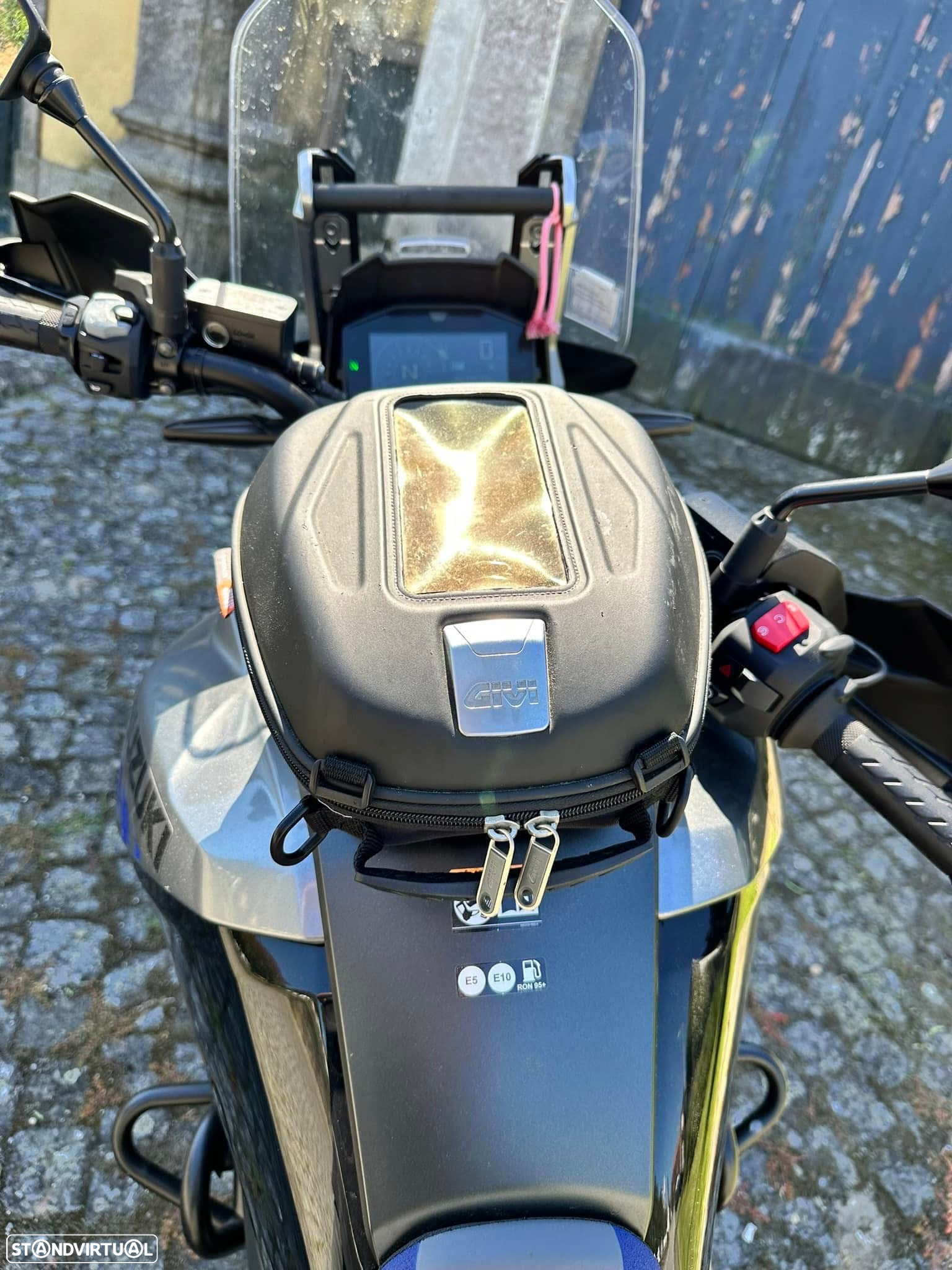 Suzuki DL - 5