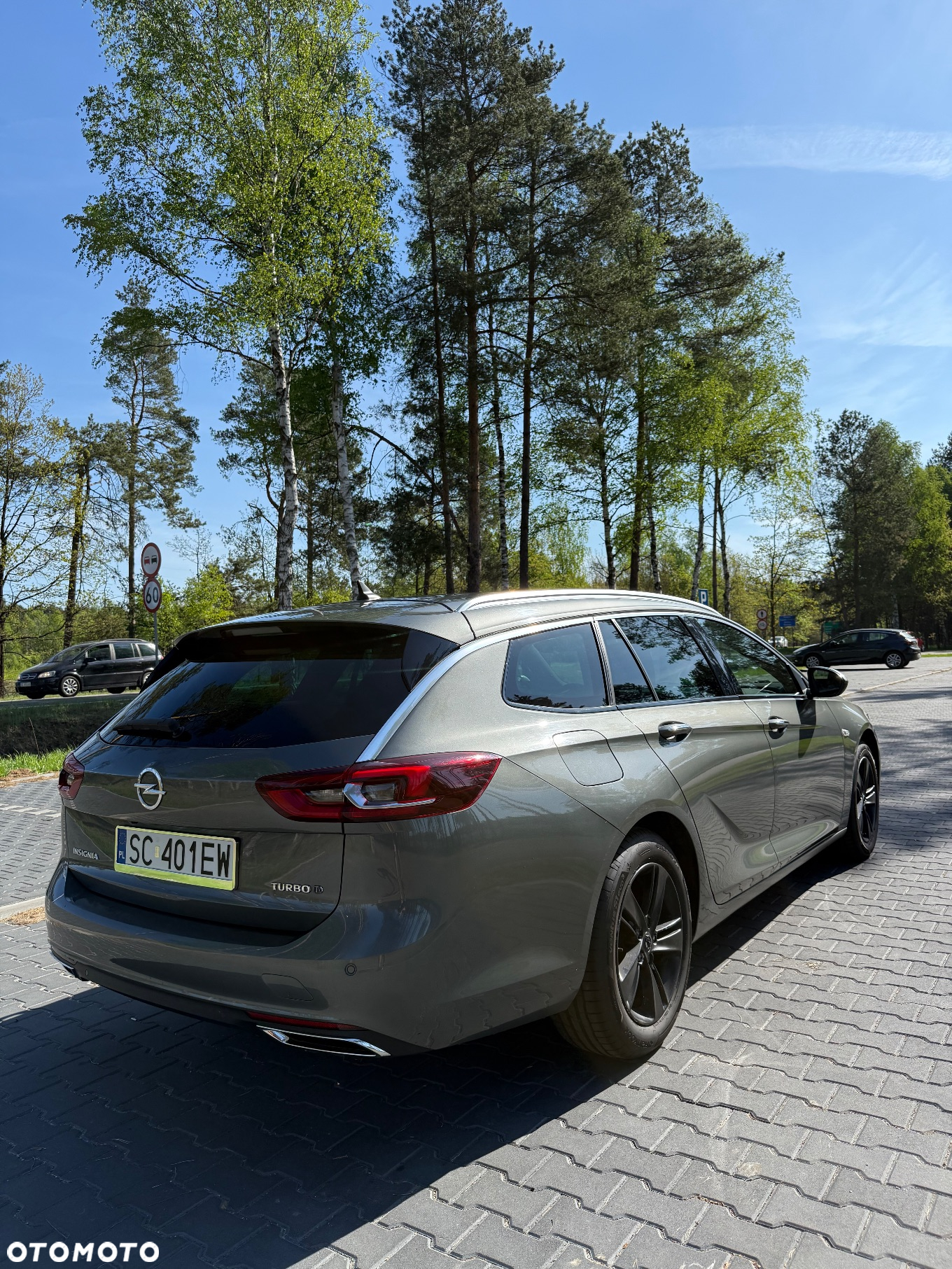 Opel Insignia - 10